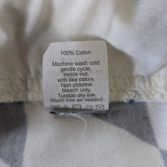 J. Crew Chino Tribal Print Short - Size 6 - Picture 6 of 8